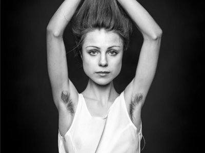 Natural-Beauty-ou-quand-les-aisselles-poilues-s-affichent-sans-complexe.jpg